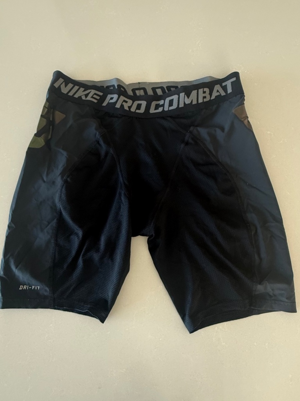 Nike Pro Combat Shorts (Men's XL)